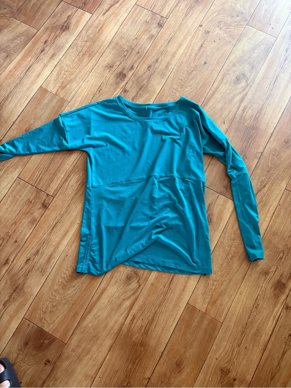 Fabletics Teal Long Sleeve Top